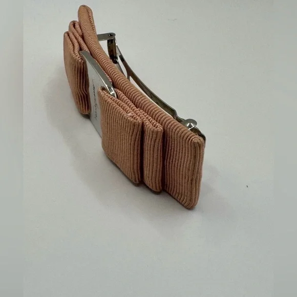 Ferragamo Pink Bow Hair Clip - Picture 4 of 7